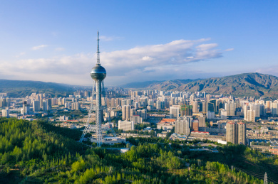 中国青海西宁城市浦宁之珠电视塔景观