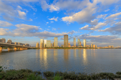 福建省福州市闽江北金融区高楼建筑
