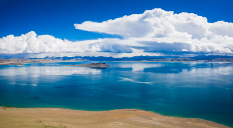 中国西藏阿里措勤县扎日南木措自然风光