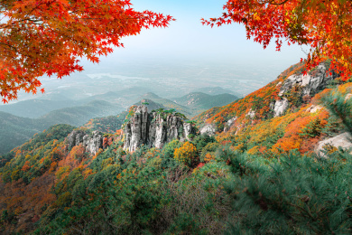 中国山东省临沂市龟蒙山鹰窝峰