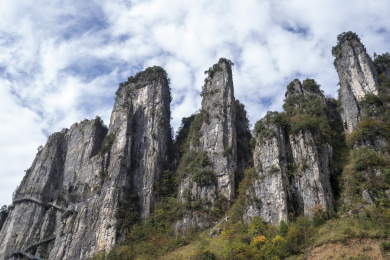恩施大峡谷风景区断崖绝壁峰林
