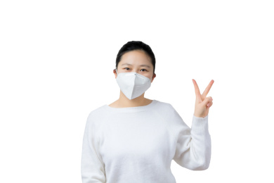 生病戴着口罩的女生，白色背景