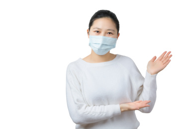 生病戴着口罩的女生，白色背景