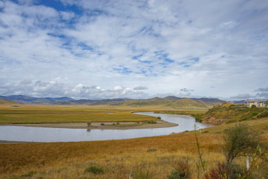 四川阿坝红原的月亮湾
