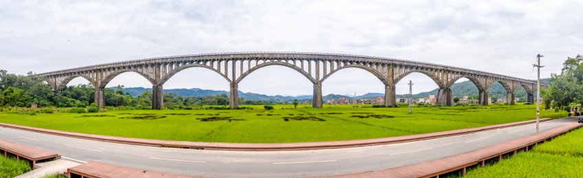 中国广东省罗定市罗平镇长岗坡渡槽