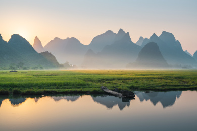 清晨的桂林田心村