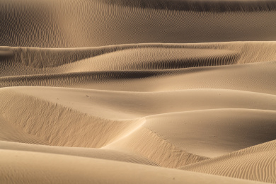 内蒙古巴丹吉林沙漠