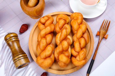 奶香酥脆的甜麻花