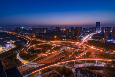 中国陕西省西安咸阳西咸新区三桥立交桥日落