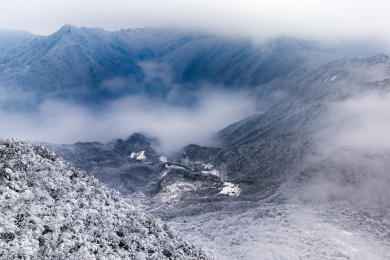 中国湖南常德壶瓶山瓶底雪色