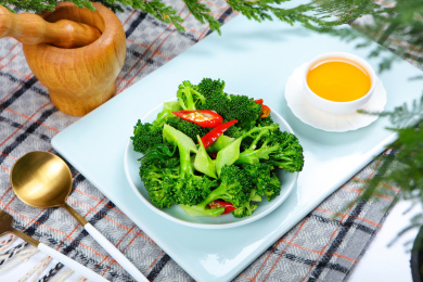 家常素菜素炒西蓝花
