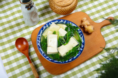 特色云南菜豌豆尖豆腐汤