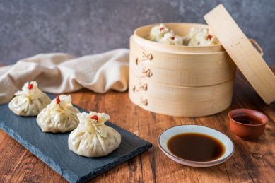 中国内蒙古呼和浩特传统美食羊肉烧麦