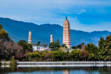 中国云南省大理市三塔公园园林建筑
