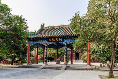 中国河南省开封市朱仙镇岳飞庙中式建筑