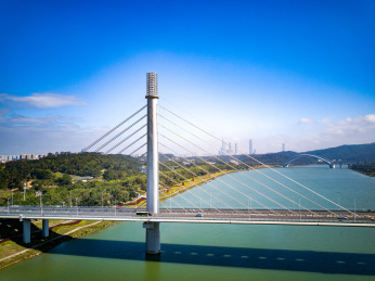 中国广西南宁的五象大桥城市景观