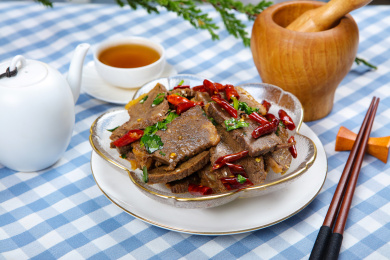 美味凉菜小吃香辣凉拌牛肉