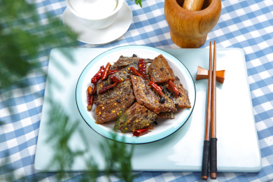 美味家常菜香辣油炸带鱼