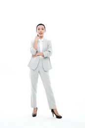 白色背景全身东方职场女性