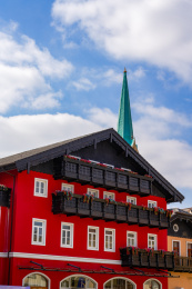 欧洲小镇多彩的建筑街区和街道