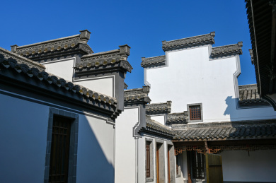 中国江南古镇仿古徽派建筑庭院马头墙