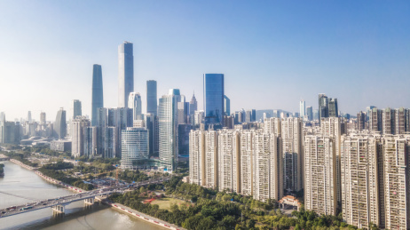 航拍中国广东广州珠江两岸城市景观天际线