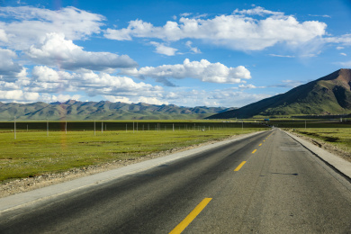 中国青藏公路G109国道沿途风光