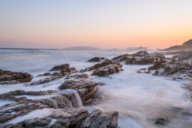 盐洲岛黑排角海岸礁石流水慢门摄影