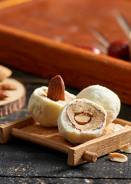 手工巴旦木夹心奶酪枣