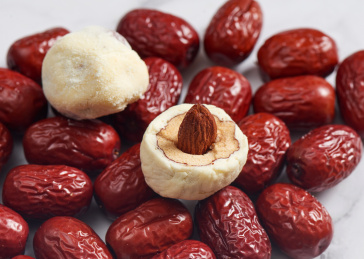 手工巴旦木夹心奶酪枣