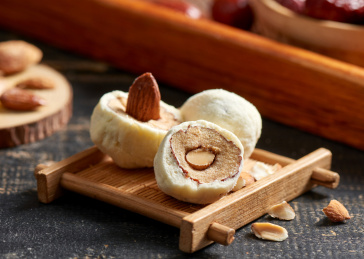 手工巴旦木夹心奶酪枣