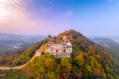 中国湖南长沙夕照青天寨全景
