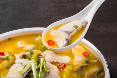 中国菜系之四川金汤酸菜鱼