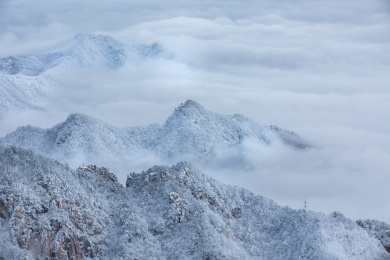 雪后尧山云海