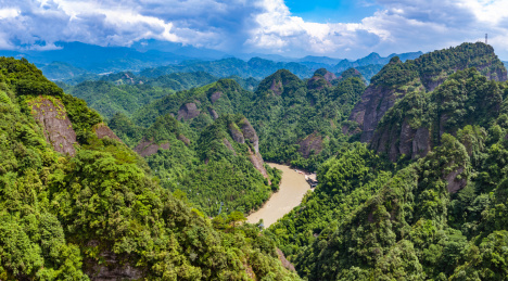 中国广西资源县天门山景区的资江风光