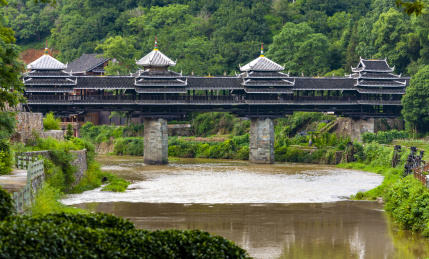 中国广西柳州三江的程阳八寨的古桥程阳风雨桥