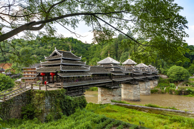 中国广西柳州三江的程阳八寨的古桥程阳风雨桥