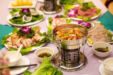 广东打边炉火锅美食