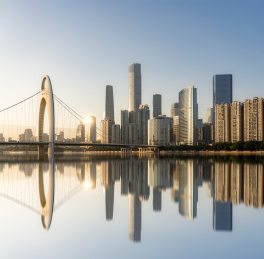 中国广州猎德大桥和珠江新城CBD建筑群