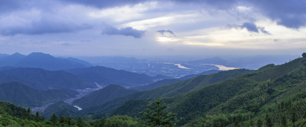 中国杭州富阳里山镇安顶山自然风景