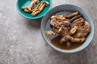 秋冬滋补养生汤巴戟天羊肉汤