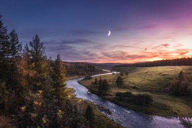 内蒙古阿尔山不冻河落日晚霞