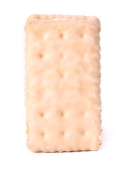 白底上放着两块涂层饼干