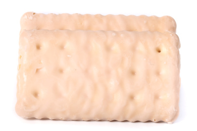 白底上放着两块涂层饼干