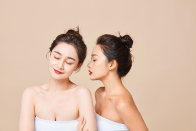 中国女性双人美妆