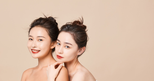 中国女性双人美妆