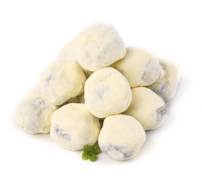 白底上放着一堆奶酪枣