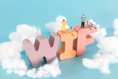 微缩世界场景看书的人在WIFI信号上