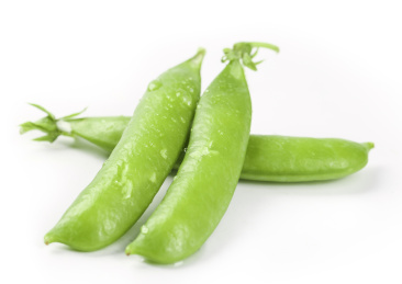 白底上放着三个完整的青豆荚