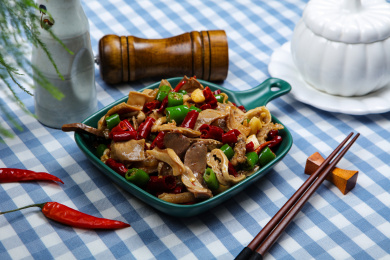 中餐美食小吃辣椒爆炒牛杂